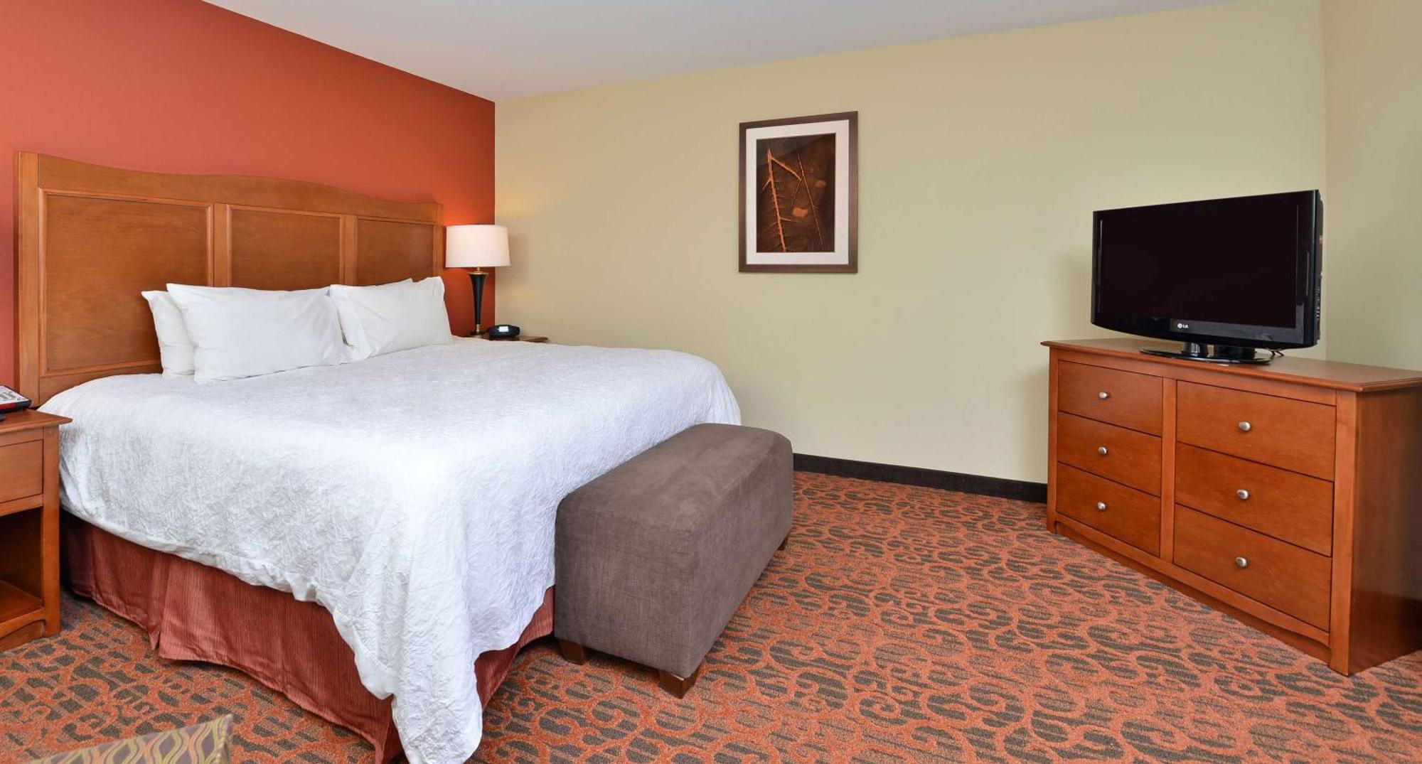 Hampton Inn Ottumwa Екстериор снимка
