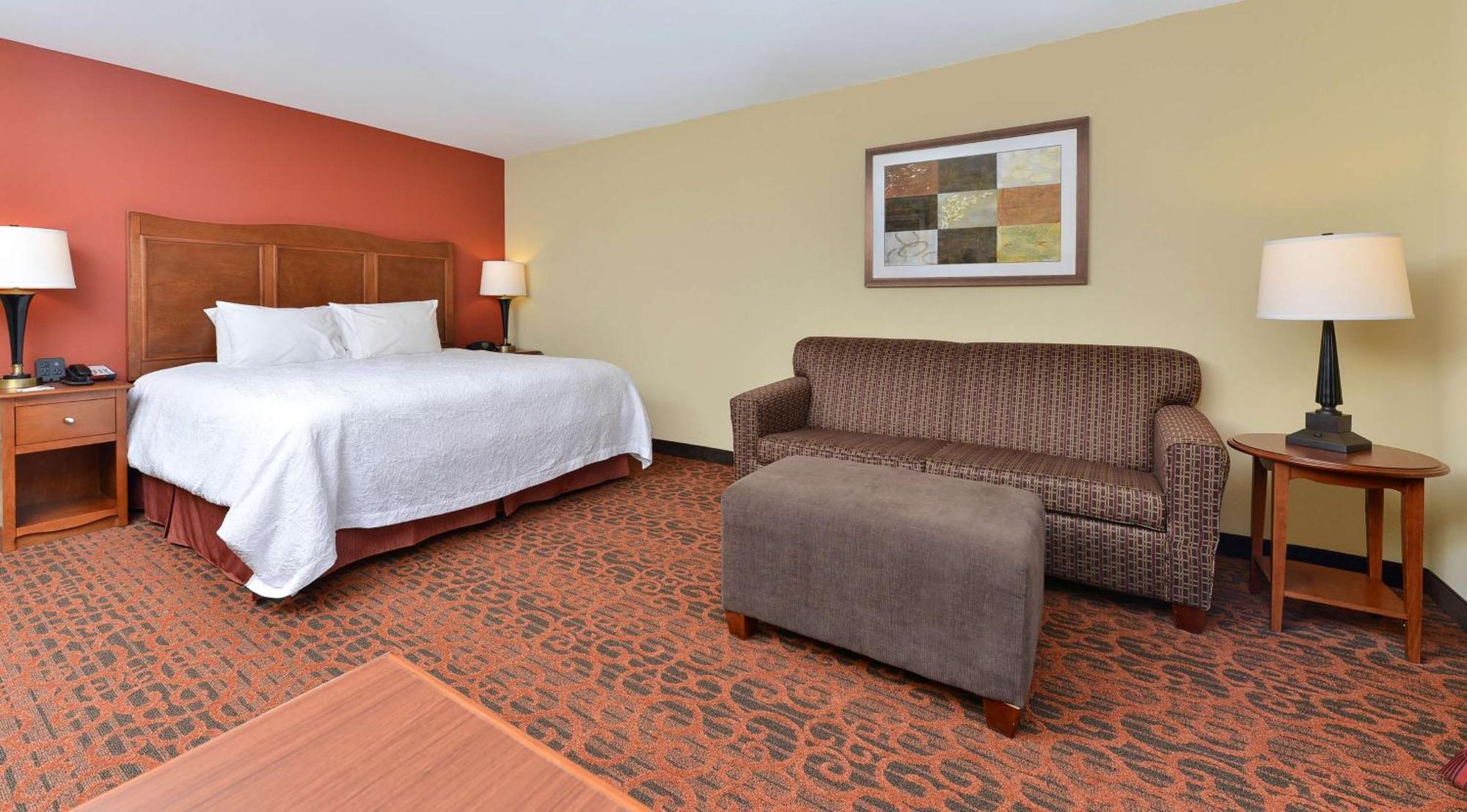 Hampton Inn Ottumwa Екстериор снимка